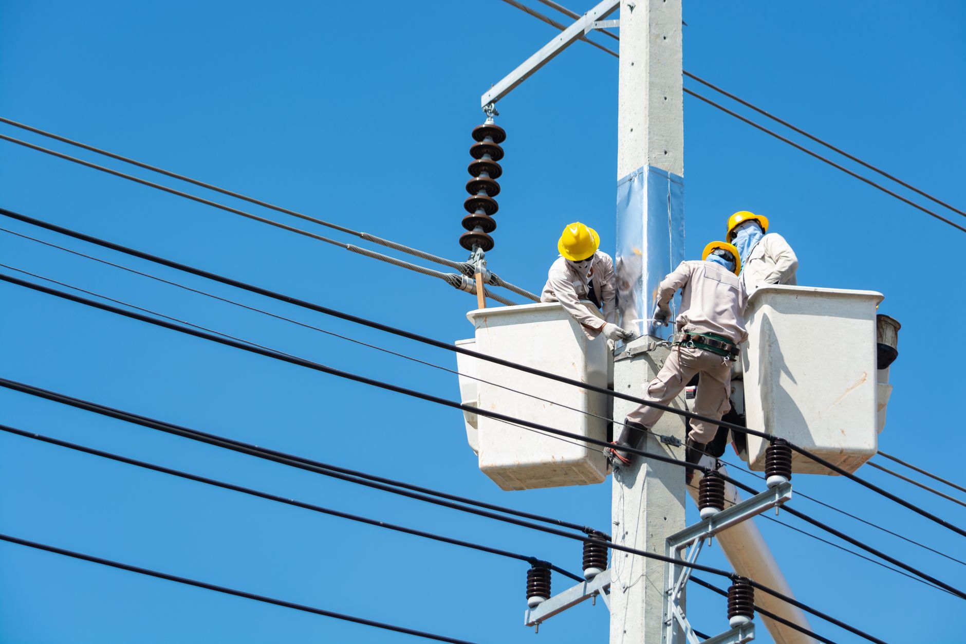 Licensed electrician serving Redmond WA homeowners